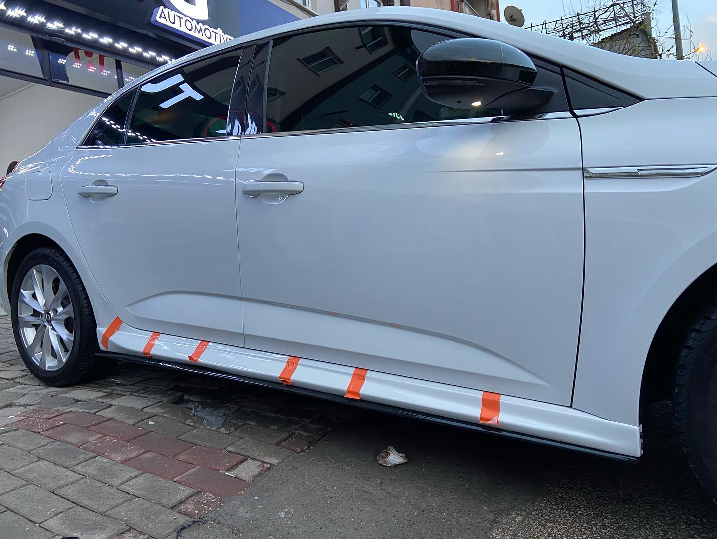 RENAULT MEGANE 4 SEDAN- HB MARŞPİYEL(SAĞ-SOL)